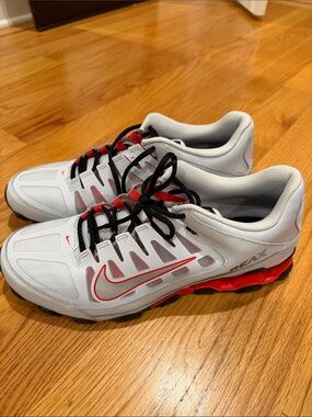 Nike White and Red Athletic Sneakers with Black Laces